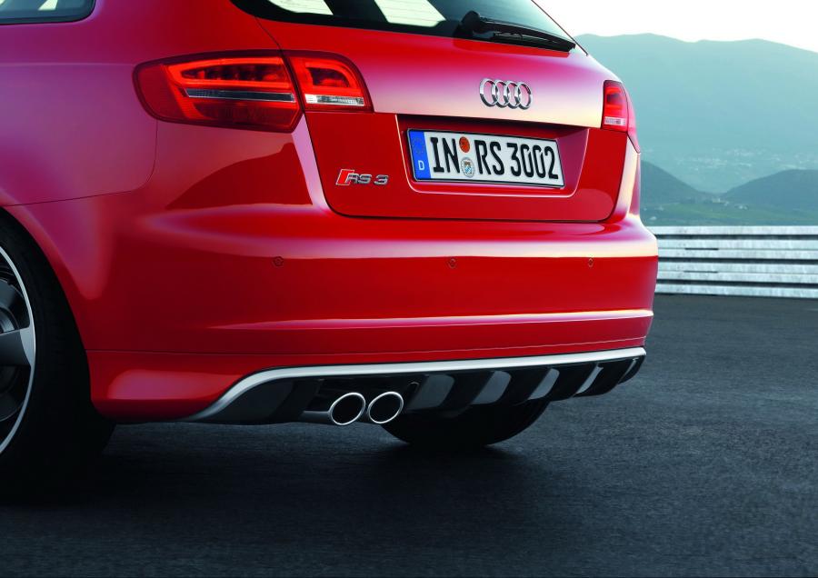 Детали экстерьера Audi RS3 Sportback (8PA) 2011 года  (WW) (фото 19 из 45)